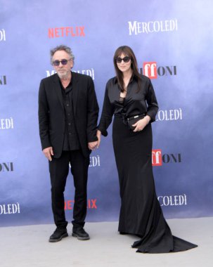 GiFFONI VALİNA PİANA - 25 Temmuz 2025: Tim Burton ve Monica Bellucci, Giffoni Film Festivali 2025 - 25 Temmuz 2025 tarihinde Giffoni Valle Piana, İtalya 'da.