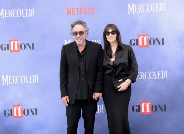 GiFFONI VALİNA PİANA - 25 Temmuz 2025: Tim Burton ve Monica Bellucci, Giffoni Film Festivali 2025 - 25 Temmuz 2025 tarihinde Giffoni Valle Piana, İtalya 'da.