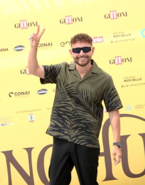 GIFFONI VALLE PIANA - 25 Temmuz 2025 Rocco Pagliarulo diğer adıyla Rocco Hunt 25 Temmuz 2025 'te Giffoni Valle Piana, İtalya' da Giffoni Film Festivali 'ne katıldı..