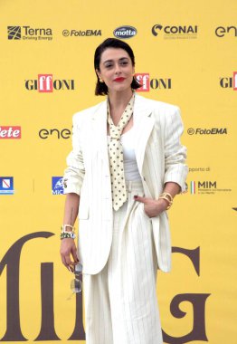 GiFFONI VALİNA PİANA - 17 Temmuz 2025: Valentina Lodovini Giffoni Film Festivali 2025 - 17 Temmuz 2025 tarihinde Giffoni Valle Piana, İtalya.