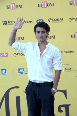 GiFFONI VALİNA PİANA - 18 Temmuz 2025: Samuele Carrino Giffoni Film Festivali 2025 - 18 Temmuz 2025 tarihinde Giffoni Valle Piana, İtalya.