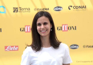 GiFFONI VALİNA PİANA - 19 Temmuz 2025: Linda Raimondo Giffoni Film Festivali 2025 - 19 Temmuz 2025 tarihinde Giffoni Valle Piana, İtalya.