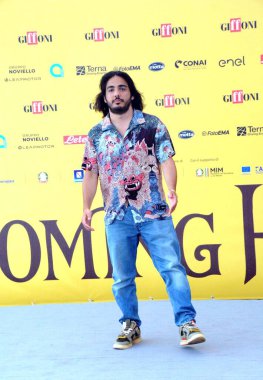 GiFFONI VALİNA PİANA - 21 Temmuz 2025: Max Angioni Giffoni Film Festivali 2025 - 21 Temmuz 2025 tarihinde Giffoni Valle Piana, İtalya.