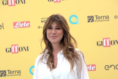 GIFFONI VALLE PIANA, İtalya - 22 Temmuz 2025: Virginia Raffaele Giffoni Film Festivali 2025 - 22 Temmuz 2025 tarihinde Giffoni Valle Piana, İtalya.
