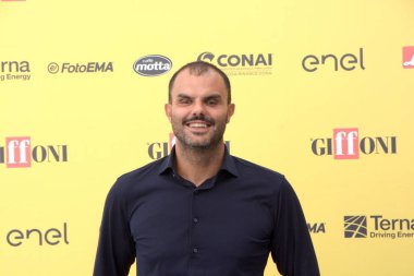 GIFFONI VALLE PIANA - 23 Temmuz 2025: Daniele Cassioli Giffoni Film Festivali 2025 - 23 Temmuz 2025 tarihinde Giffoni Valle Piana, İtalya.