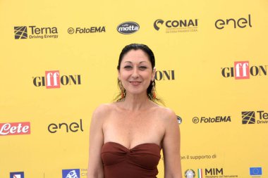 GiFFONI VALİNA PİANA - 24 Temmuz 2025: Anna Rita Vitolo, Giffoni Film Festivali 2025, Giffoni Valle Piana, İtalya.
