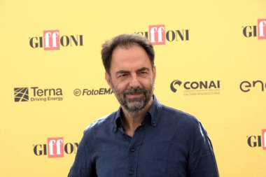 GiFFONI VALİNA PİANA - 24 Temmuz 2025: Neri Marcore, Giffoni Film Festivali 2025, Giffoni Valle Piana, İtalya.