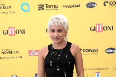 GIFFONI VALLE PIANA - 24 Temmuz 2025: Alessia Gerardi namı diğer Dea Culpa, Giffoni Film Festivali 2025 - 24 Temmuz 2025 tarihinde Giffoni Valle Piana, İtalya 'da.