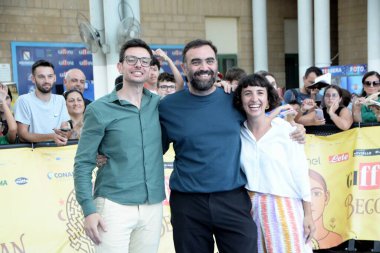 GiFFONI VALLE PIANA - 24 Temmuz 2025: Giulia Rosco, Andrea Moccia ve Claudio Morelli, Giffoni Film Festivali 2025 - 24 Temmuz 2025 tarihinde Giffoni Valle Piana, İtalya.