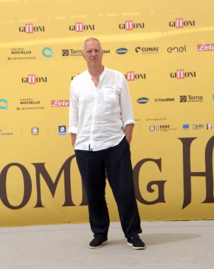 GiFFONI VALİNA PİANA - 25 Temmuz 2025: Antonio Scurati, Giffoni Film Festivali 'ne 25 Temmuz 2025' te İtalya 'nın Giffoni Valle Piana kentinde katıldı..