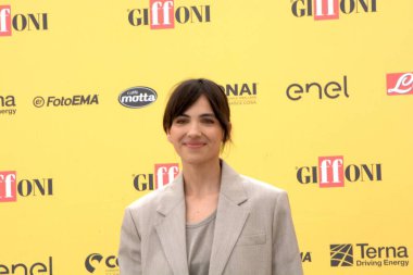 GiFFONI VALE PİANA - 26 Temmuz 2025: Selene Caramazza Giffoni Film Festivali 2025 - 26 Temmuz 2025 tarihinde Giffoni Valle Piana, İtalya.