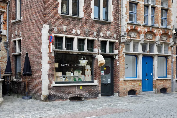 벨기에의 브러시 2022 이보이며 내부를 아름답게 물품들을 수있다 — 스톡 사진