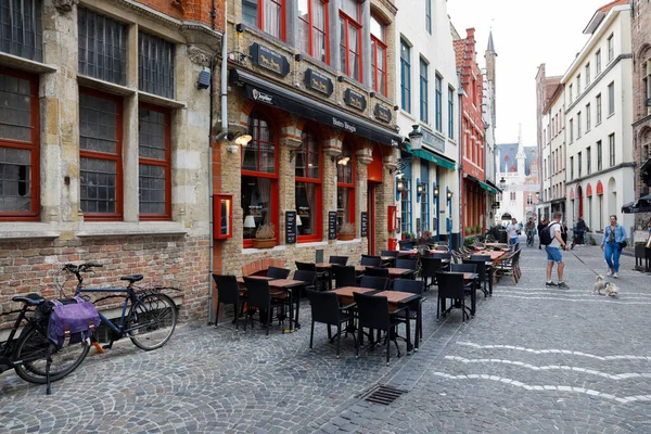 Bruges Belgium September 2022 Outdoor Restaurant Next Brick Buildings Which — Stock Photo, Image