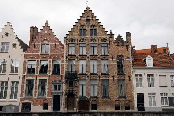 Bruges Belçika Eylül 2022 Tuğla Evler Yan Yana Evlerin Kendine — Stok fotoğraf