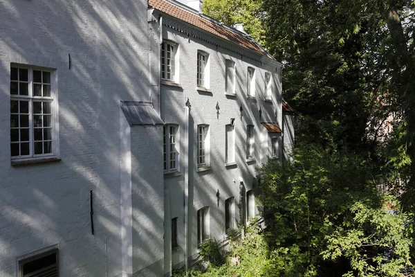 Bruges Bélgica Setembro 2022 Lado Histórica Casa Tijolos Foi Pintado — Fotografia de Stock