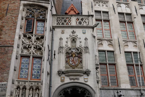 Bruges Belçika Eylül 2022 Ortaçağ Eski Kasabasındaki Binanın Cephesinde Bir — Stok fotoğraf
