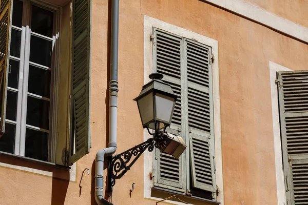 Street Lamp Has Been Installed Facade Building Old Town Nice — Stock Photo, Image