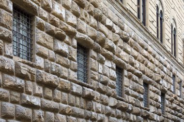 Floransa, İtalya - 13 Nisan 2023: Rönesans Sarayı Palazzo Medici Riccardi 'nin cephesi