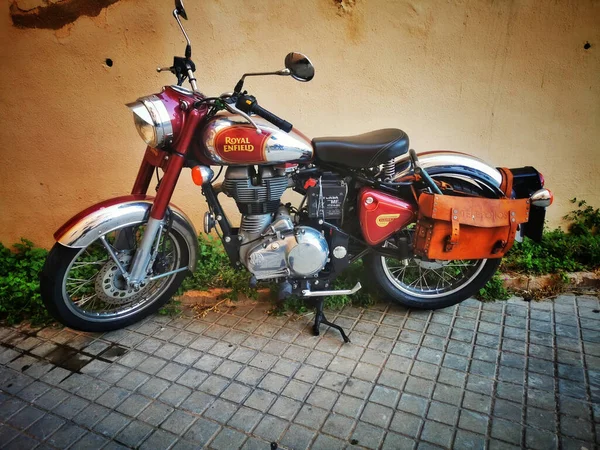 Мадрид Испания 2022 Старый Мотоцикл Коричневыми Кожаными Сапогами — стоковое фото