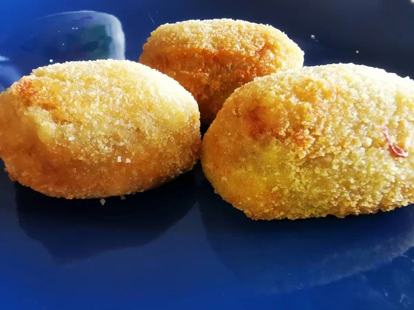 Tipik bir İspanyol kroketi.
