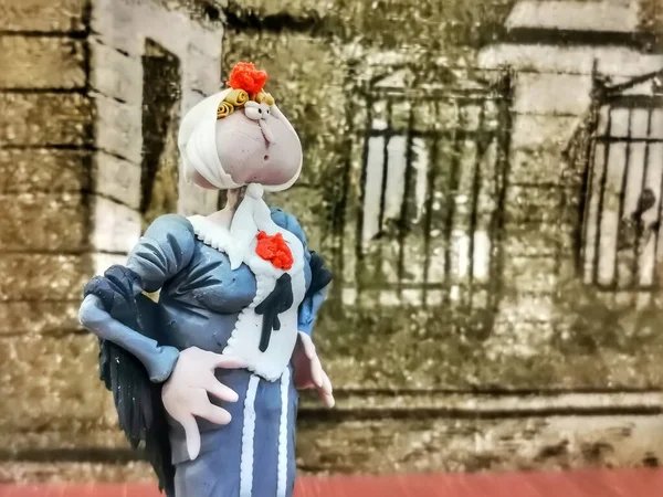 Una Divertente Bambola Che Canta Opera — Foto Stock