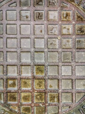 Damalı ve nemli demir dokusu