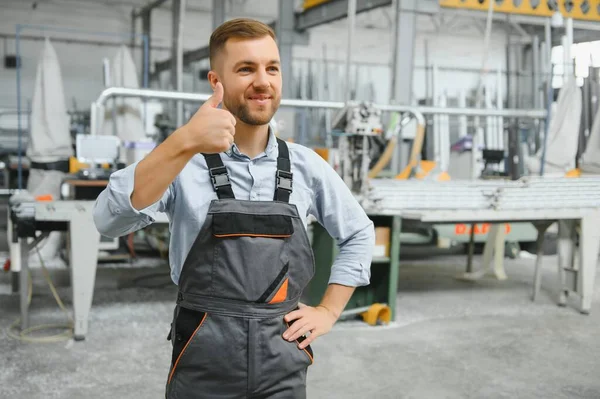Male Factory Mechanics Engineer Safety Uniforms Working Metal Drilling Machines — Stock Photo, Image