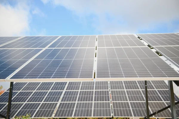 Solární Panel Fotovoltaický Alternativní Zdroj Elektrické Energie Selektivní Zaměření Kopírovací — Stock fotografie