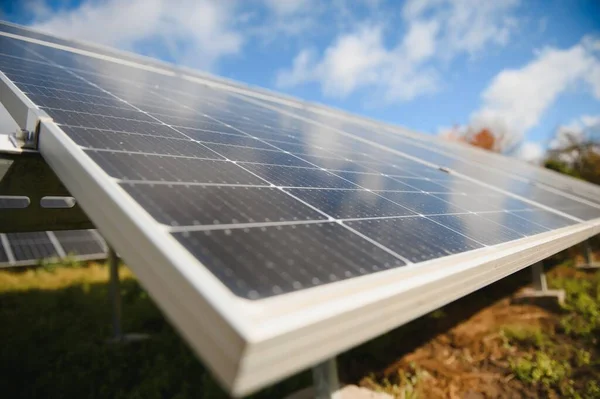 Panel Słoneczny Fotowoltaiczny Alternatywne Źródło Energii Elektrycznej Ostrość Selektywna Przestrzeń — Zdjęcie stockowe