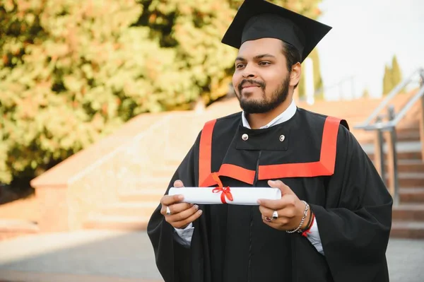 Portrait Indian Graduate Student — Stock Photo, Image