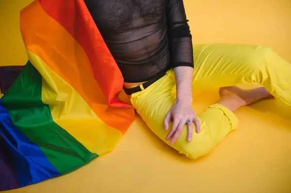 Homem Gay Jovem Bonito Fundo Colorido Estúdio Conceito Lgbt — Fotografia de Stock