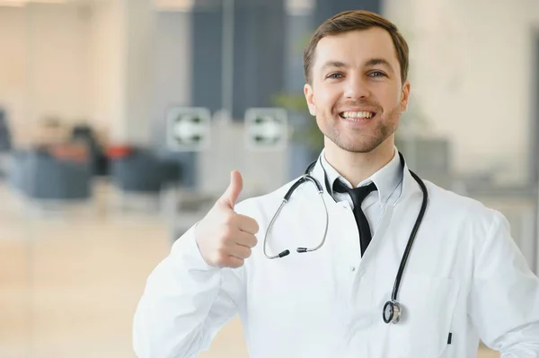 Portrait Smiling Doctor Uniform Standing Medicine Clinic Hall — стоковое фото