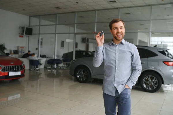 Man Chooses New Car Himself Walks Rows Car Dealership — Stockfoto