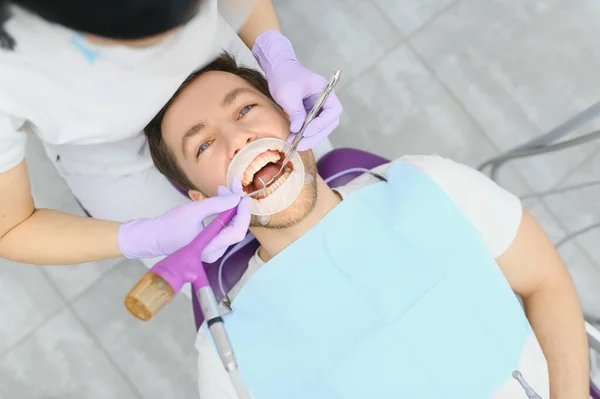 Young Man Dentist Dental Care Taking Care Teeth Picture Copy — Stock Photo, Image