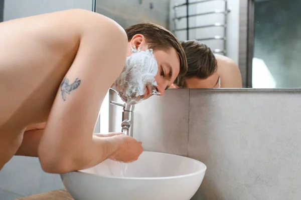Young Smiling Caucasian Shirtless Man Applying Shaving Foam Face Front — Stock Photo, Image