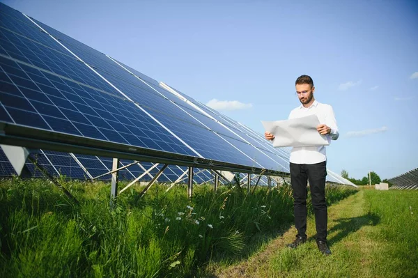 Solar Power Plant Engineer Background Photovoltaic Panels Science Solar Energy — Stok fotoğraf