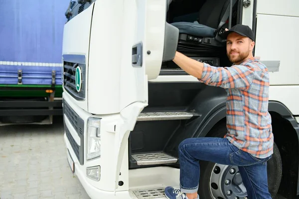 Caucasian Male Truck Driver Stepping Out Vehicle Rest Stop — Stock Photo, Image