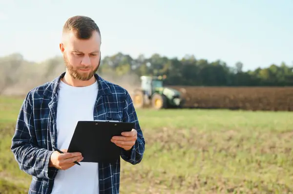 Framer Controls Work Field Its Tablet Tractor Background — Stock Photo, Image