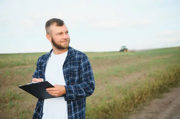 Farmer Plaid Shirt Controlled His Field Writing Notes — Stock Photo, Image