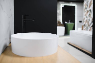 Banyo için şık bir aksesuar mağazası..