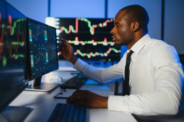 Borsa simsarı, kripto döviz piyasalarında engelleme teknolojisiyle çalışıyor..