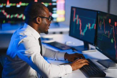 Borsa simsarı, kripto döviz piyasalarında engelleme teknolojisiyle çalışıyor..