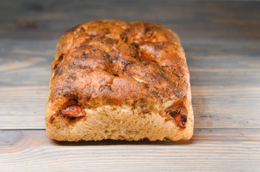 Ahşap arka planda hamur işleri.