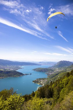 col du yüksek annecy gölden görünüm