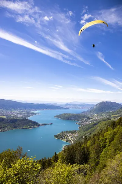 Blick Auf Den Annecy See Vom Col Forclaz lizenzfreie Stockfotos