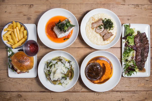 Akdeniz yemekleri seti, üst manzara.