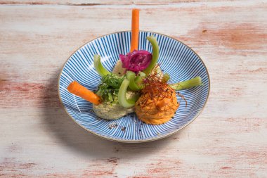 Humus adı verilen Akdeniz aperatifi, garbanzo fasulyesinden yapılmıştır..