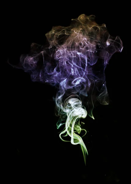 黒を基調とした多色煙 — ストック写真