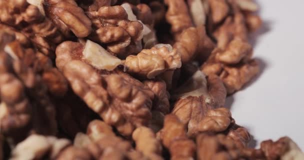 Walnuss Nahaufnahmeprodukt Mit Mineralien Und Vitaminen Walnuss Kommt Auf Den — Stockvideo