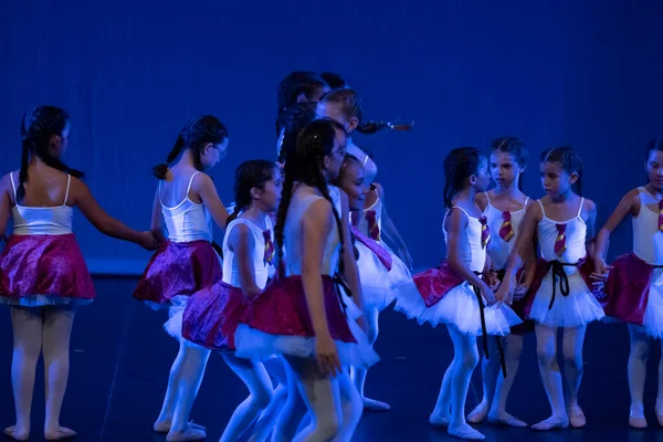 Faro Portogallo Luglio 2022 Gruppo Danza Bambini Che Esegue Numero — Foto Stock